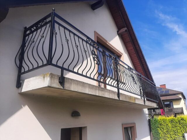 Oryginalne balustrady zewnętrzne – jak nadać swojemu tarasowi wyjątkowy charakter?