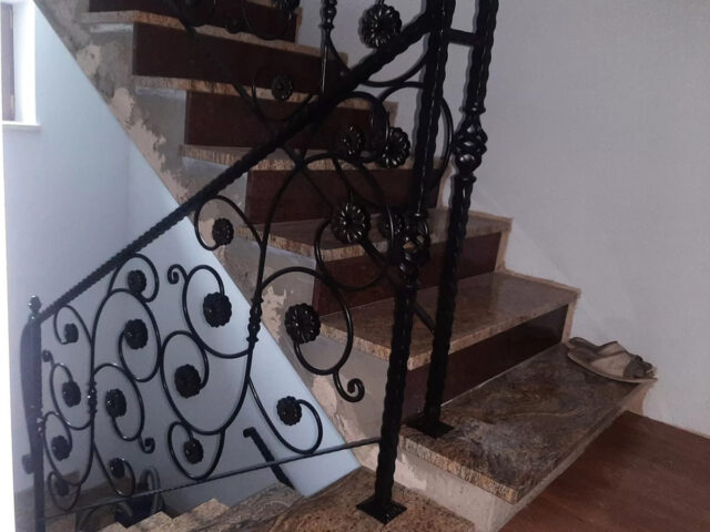 Balustrada kuta wewnętrzna kwiaty BKW 040