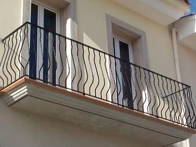 Balustrada zewnętrzna kuta klasyczna BKZ 048