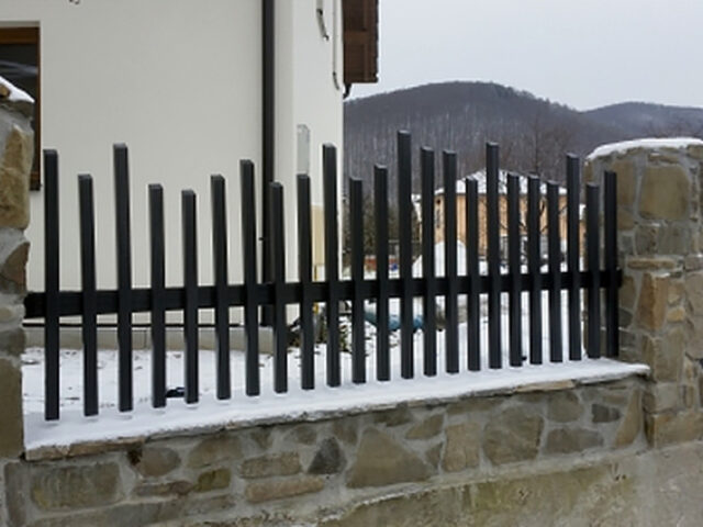 Asymetryczne ogrodzenie OK 031