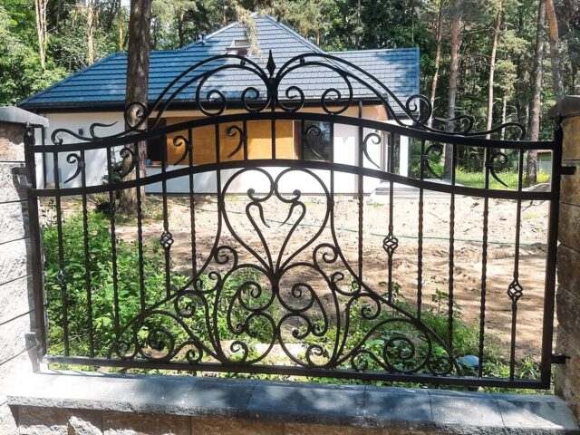 Ogrodzenie kute zdobione OK 043