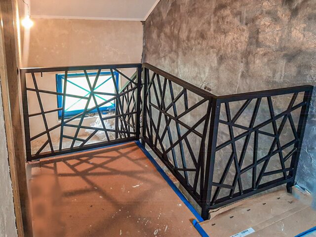 Wewnętrzna balustrada metalowa BKW 043