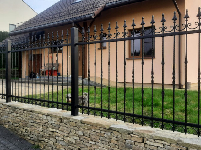 Ogrodzenie kute zdobione OK 054
