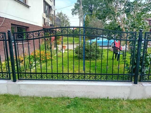 Ogrodzenie kute zdobione OK 058