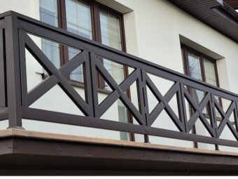 Balustrada zewnętrzna balkonowa brązowa nowoczesna BKZ 089