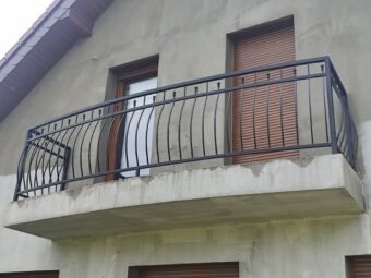 Balustrada zewnętrzna balkonowa BKZ 095