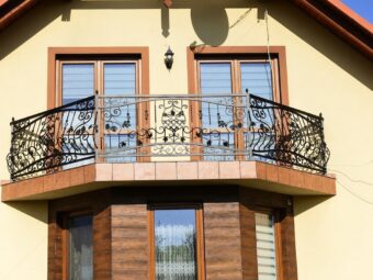 Balustrada zewnętrzna czarna ozdobna BKZ 097