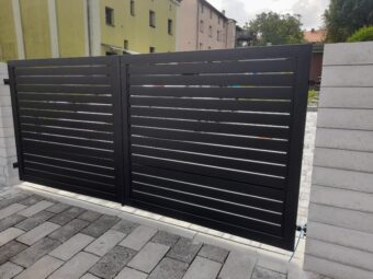 Brama ogrodzeniowa, wjazdowa, uchylna, nowoczesna BU 094