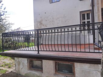 Nowoczesna balustrada zewnętrzna BKZ 065