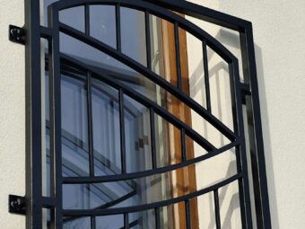 Balustrada zewnętrzna balkonowa czarna BKZ 090