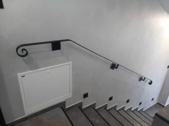 Pochwyt prosty ozdobny KA 3