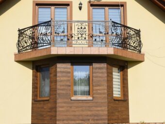 Balustrada zewnętrzna czarna ozdobna BKZ 097