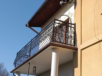 Balustrada zewnętrzna balkonowa kuta BKZ 100